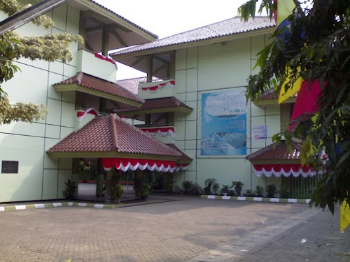 SMA Negeri 66 Jakarta, Author: serve nyangkut