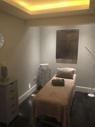 Charlotte Charles Beauty