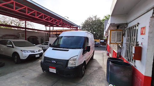 Taller mecánico Automotriz Carman