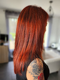 Photo n°18 de Coiffure a domicile Morgane à Sainte-Geneviève (Salon de coiffure)