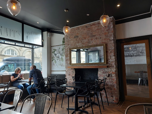 Rapps Cafe - Visual
