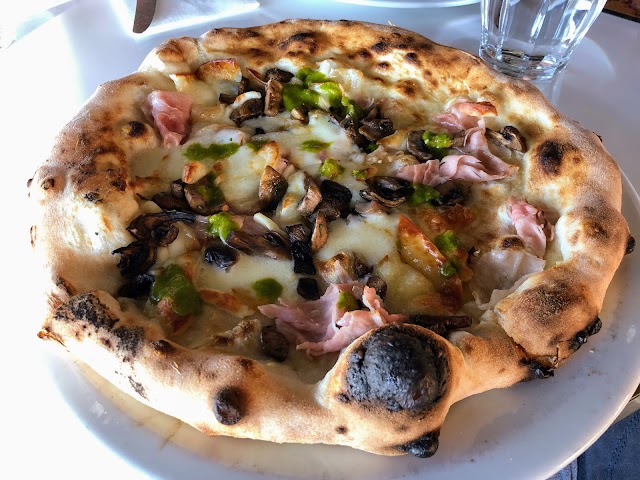 Pizzeria NO.900 - Faubourg Boisbriand