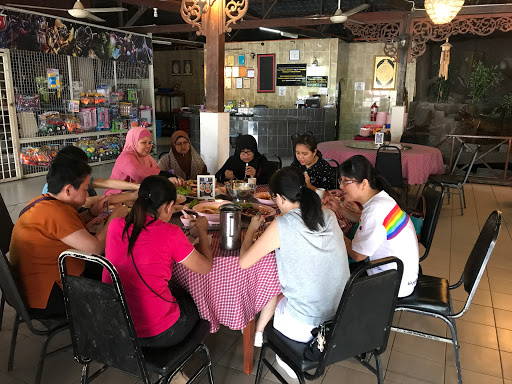 Restoran Klasik Terapung (Tomyam Klasik) Garden Restaurant Melaka. Malaysia