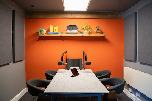 The Edit Barn - Edit suite and Podcast studio Gallery - United Kingdom