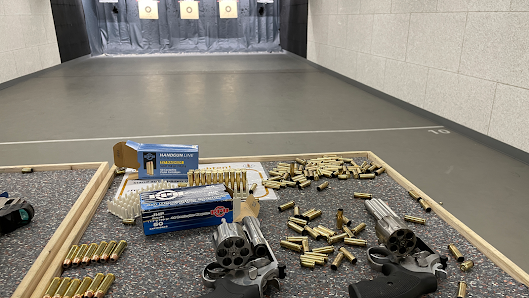 PAA Shooting Academy - Schnupperschiessen Bayern Wanderweg 8, 93170 Bernhardswald, Deutschland