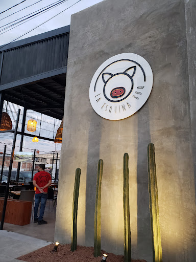 La Esquina BBQ