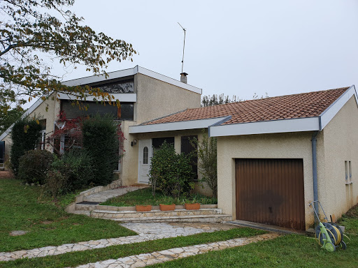 Photo de Mr BEAU . Gouttière alu . Habillage pvc . Peintre . Couvreur. Toiture . rénovation de toiture.