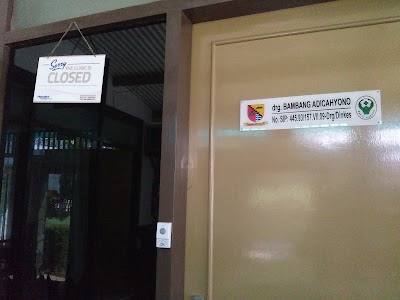 Photos of Dental Care (drg Bambang Adicahyono)