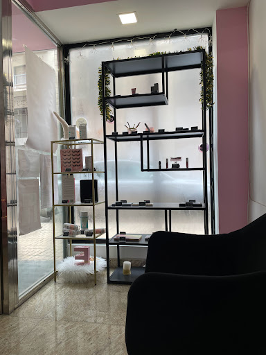 MUAET BEAUTY STUDIO Gallery - Spain