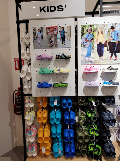 Crocs Fashion Drive - Thumbnail