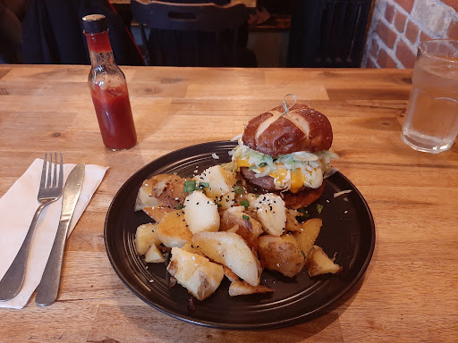 Revelstoke Café - Thumbnail