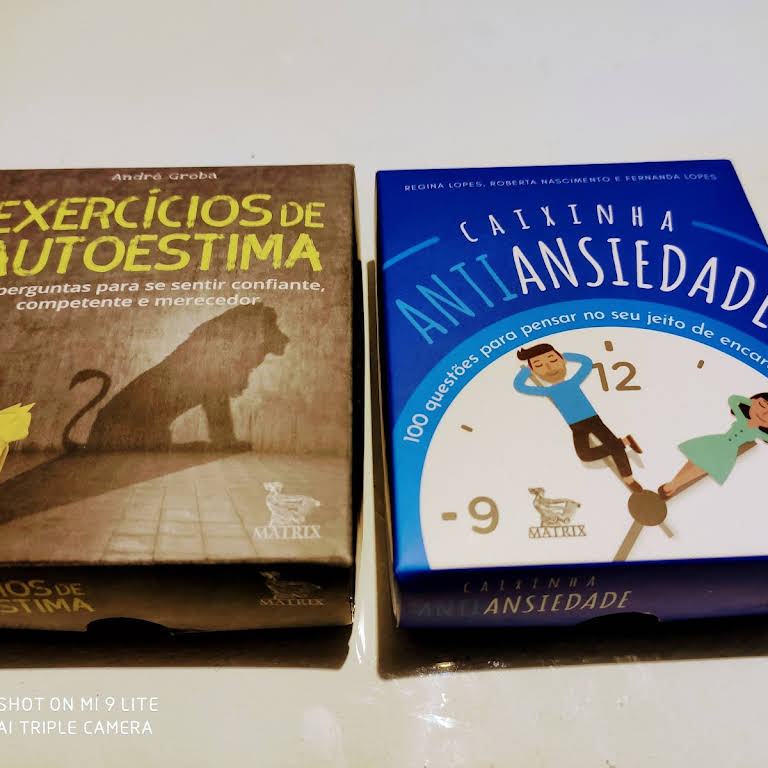 Exercícios de autoestima: 100 perguntas para se sentir confiante,competente  e merecedor