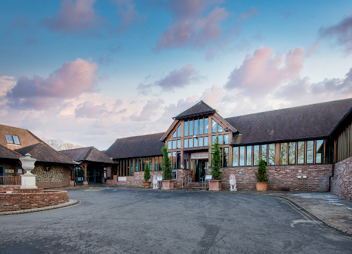 Old Thorns Hotel & Resort