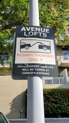 Avenue Loft Surface Parking - Thumbnail