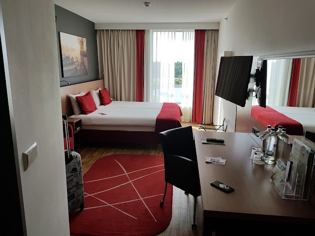 Park Plaza Amsterdam Airport