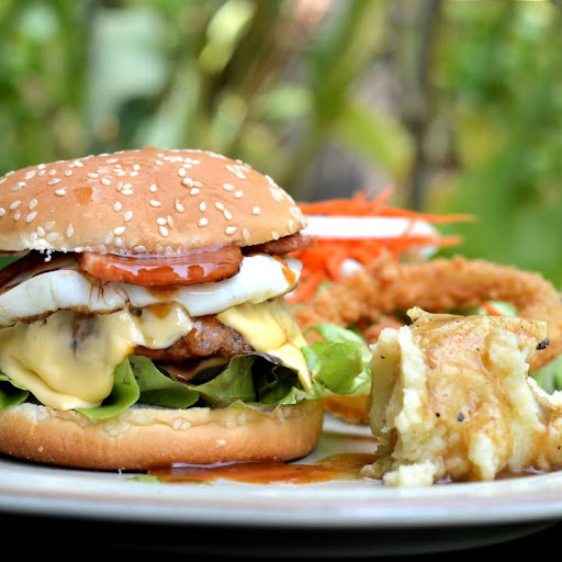Photo 4 - Burger nael
