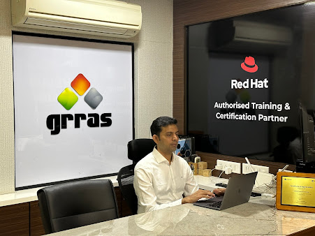 Af1qipoqahlywobnfiw0psaytmq6uq8j3e62jwmtt5qw=s451 K No