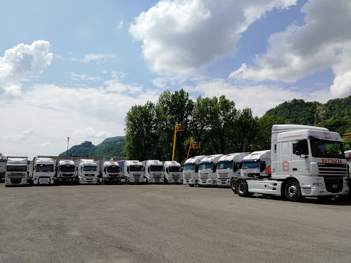 Battazza - Trasporti Eccezionali e Sollevamenti