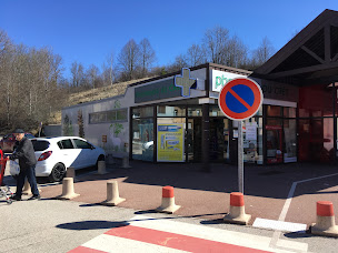 Photo n°6 de Pharmacie du Cret à Plateau d'Hauteville (Pharmacie)