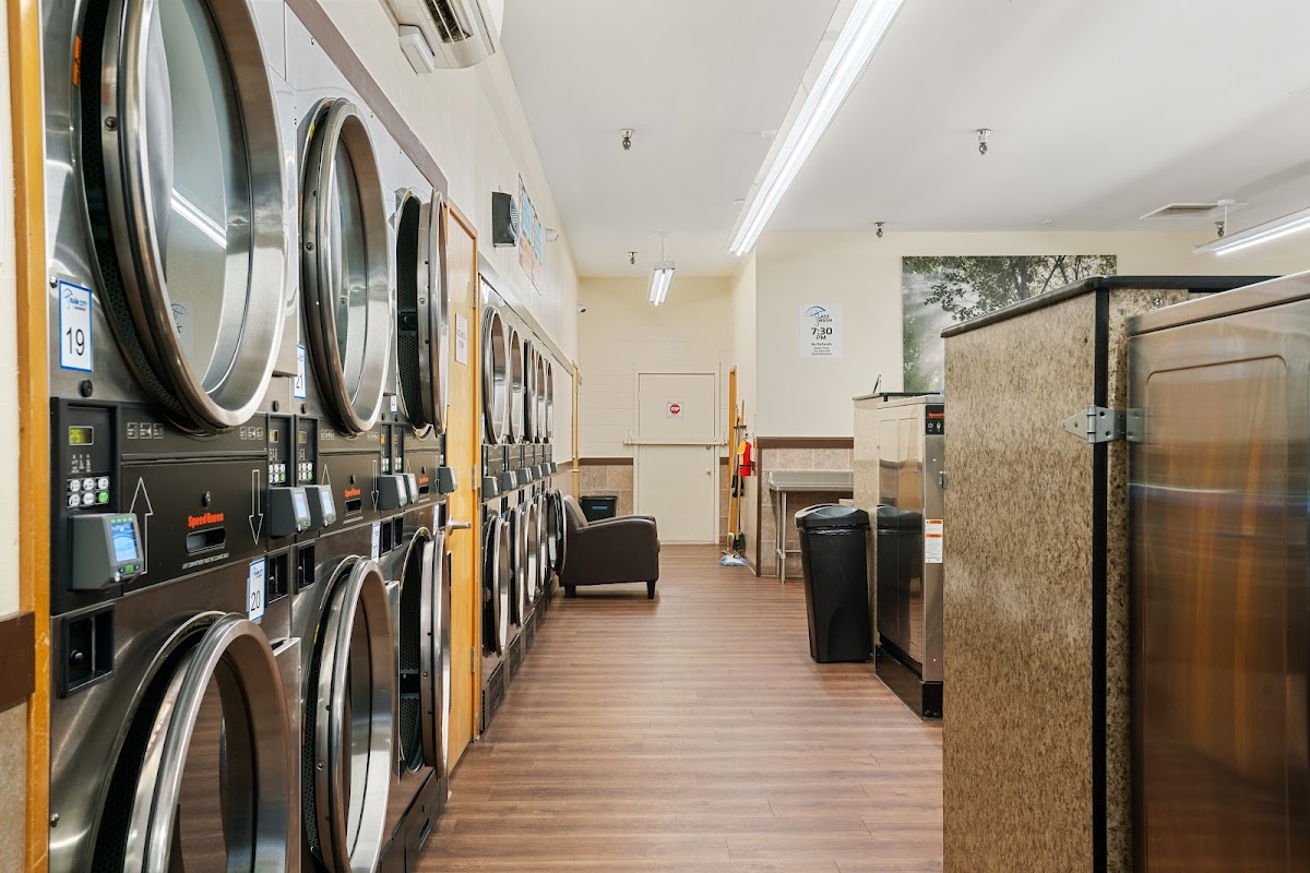 Clean laundry equipment at Rain City Laundry in Seattle, WA