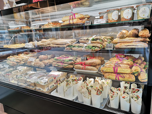 Maison POCHAT Boulangerie-Pâtisserie, Viennoiserie, Traiteur - Place Carnot