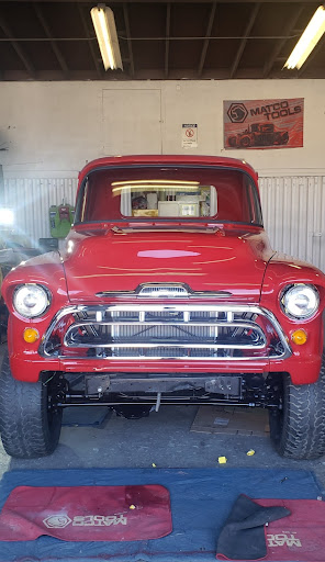 Universal Body Shop - Thumbnail