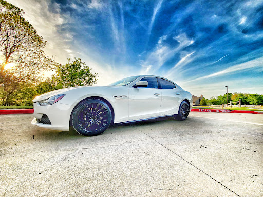 Executive Class Rentals - Visual