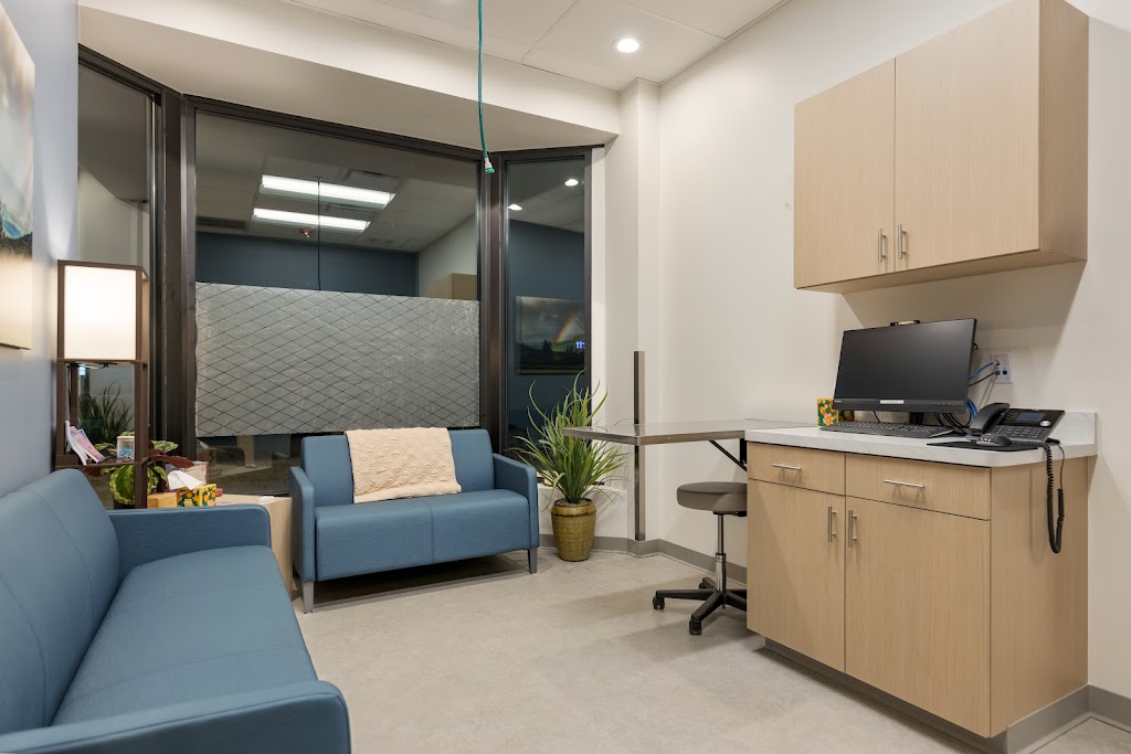 Premier Veterinary Group Mundelein