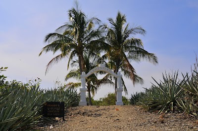 Photos of Cabuya Island Cemetery