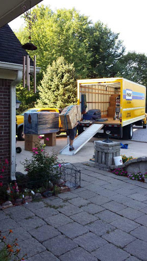 Moving in movers - Visual