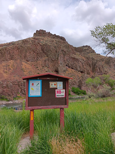 Snively Hot Spring - Visual