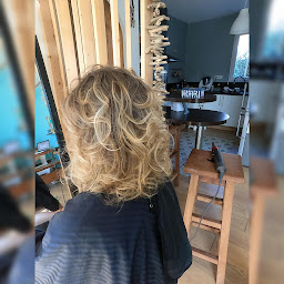 Photo n°5 de K-rolyne coiffure a domicile à Seignosse (Salon de coiffure)