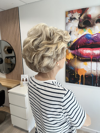 Salon de coiffure Charmila Singh - Thumbnail
