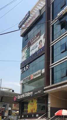 Manea The Salon karachi