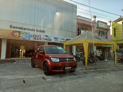 Car Dealer