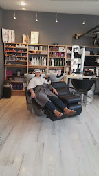 Photo n°16 de Alexandre Coiffeur Privé Perpignan à Perpignan (Institut de beauté)