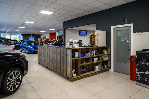 Garage Van Dam Gouda