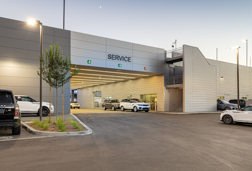 Land Rover Woodland Hills Service Center - United States