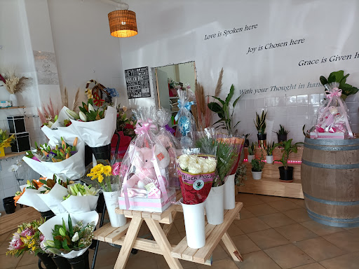 Riverside Flowers & Gifts - Thumbnail