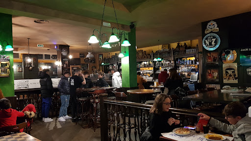 St. Andrews Scottish Pub Gallery - Italy