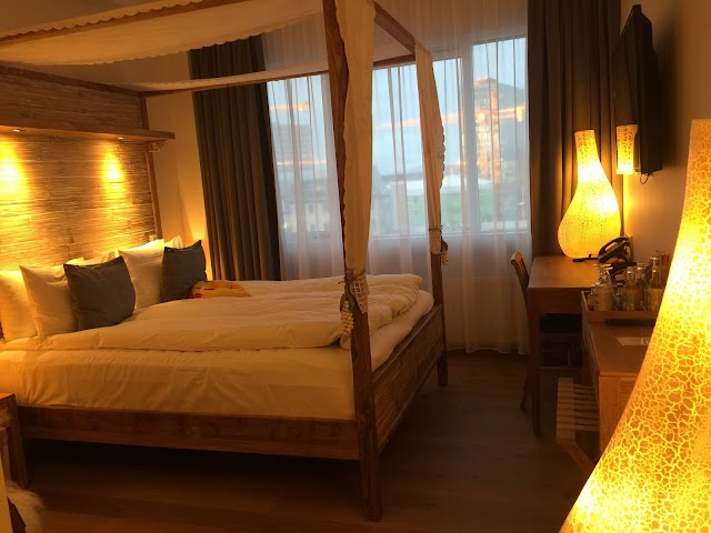 Eyja Guldsmeden Hotel