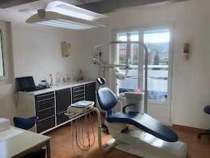 Photo n°2 de Dr Jean-Paul DUMAINE à Ensuès-la-Redonne (Dentiste)