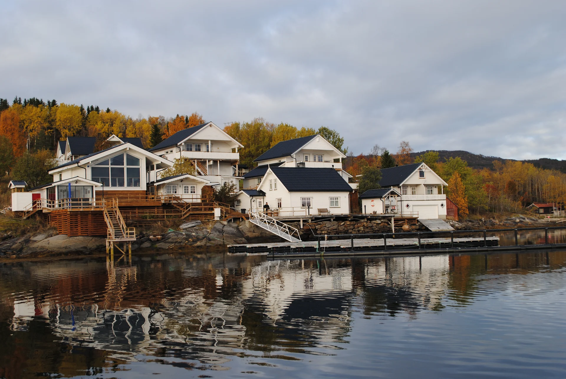 Furoy Hotel Apartments and Boating