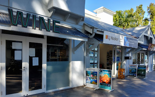 Cairns Coast Holidays/ LJ Hooker Palm Cove Gallery - Australia