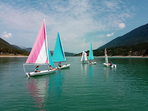 Photo n°22 de Base Nautique Savel Monteynard BNSM à Mayres-Savel (Endroit où l'on pratique la voile)