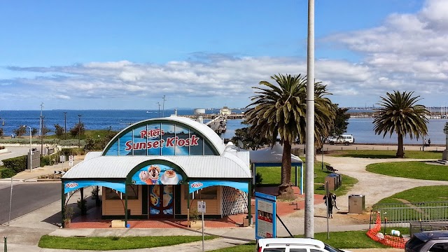 Republica St Kilda Beach