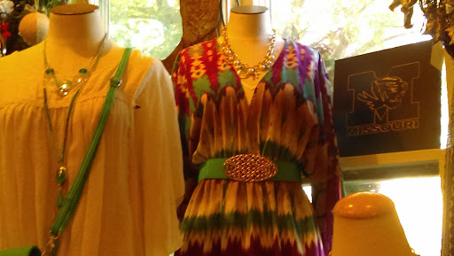 Bungalow Boutique - Thumbnail