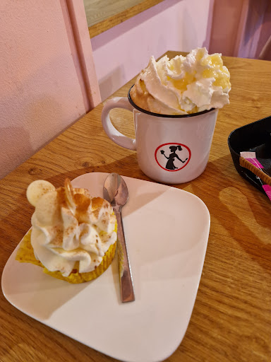 MJ'S Cakes - Thumbnail
