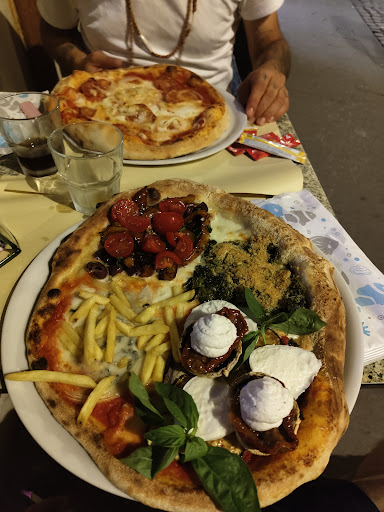 Le Fofò pizzeria bistrot Gallery - Italy