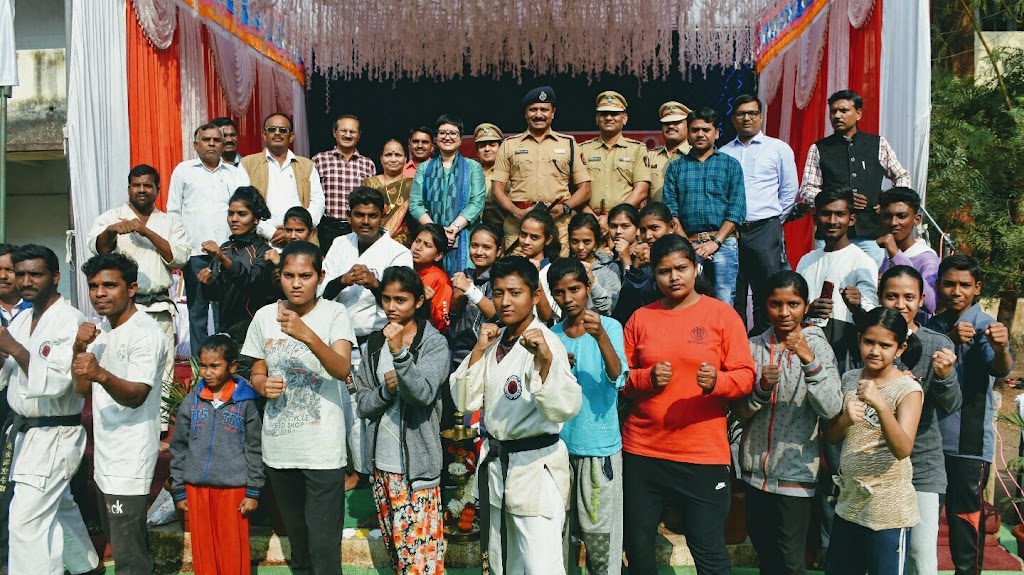 Women S And Men S Self Defence Karate Academy